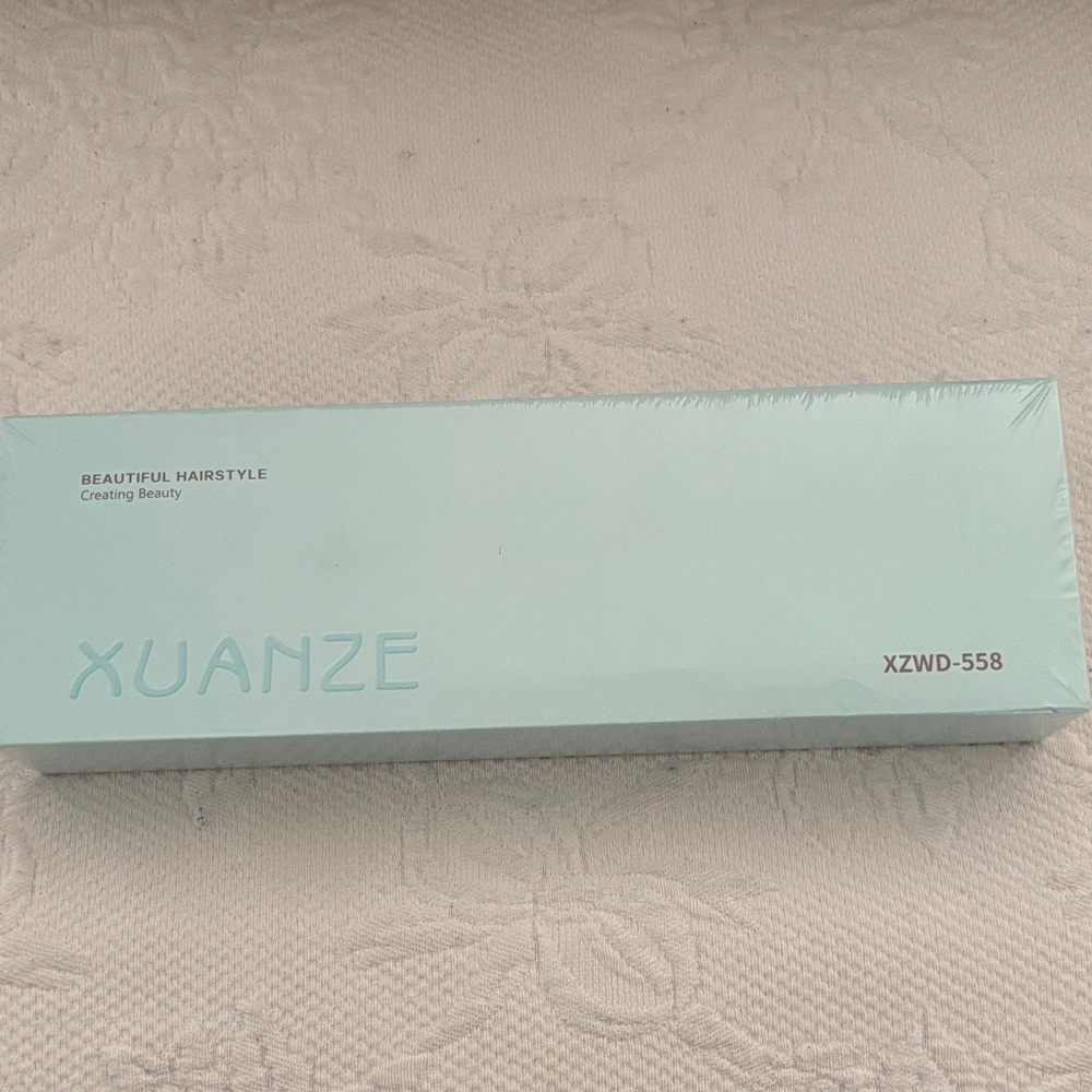 Mint Hair Styling Tool